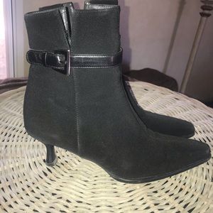 Stuart Weitzman boots size 5
